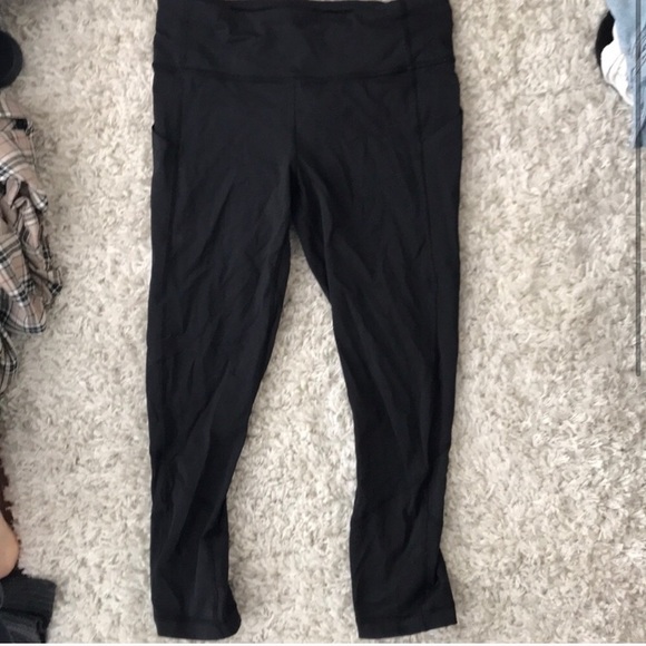 lululemon athletica Pants - CROP LULULEMON LEGGINGS